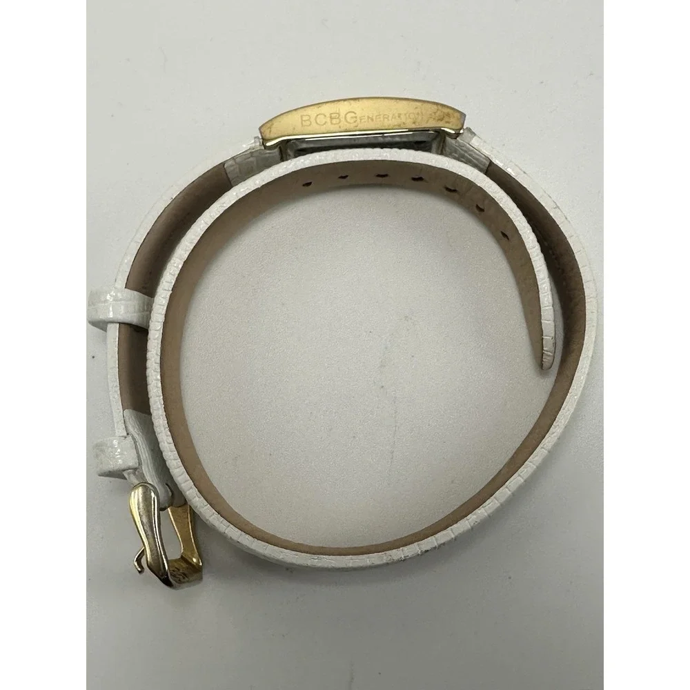BCBGeneration Ladies Wrap Watch New Battery 17MM White‎ Leather Band S94